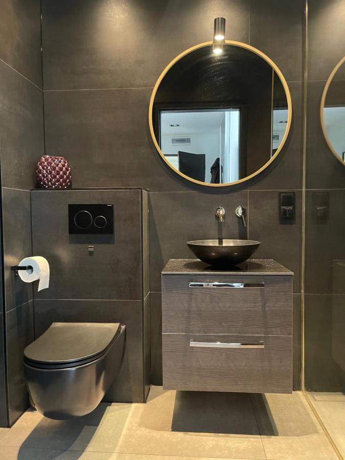 Neptun Apartament Świnoujście  Eksteriør billede